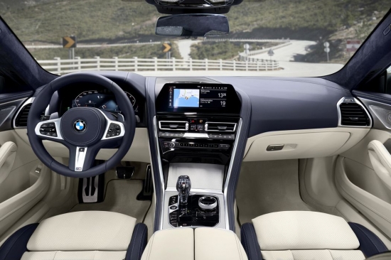 Тест-драйв BMW M850i